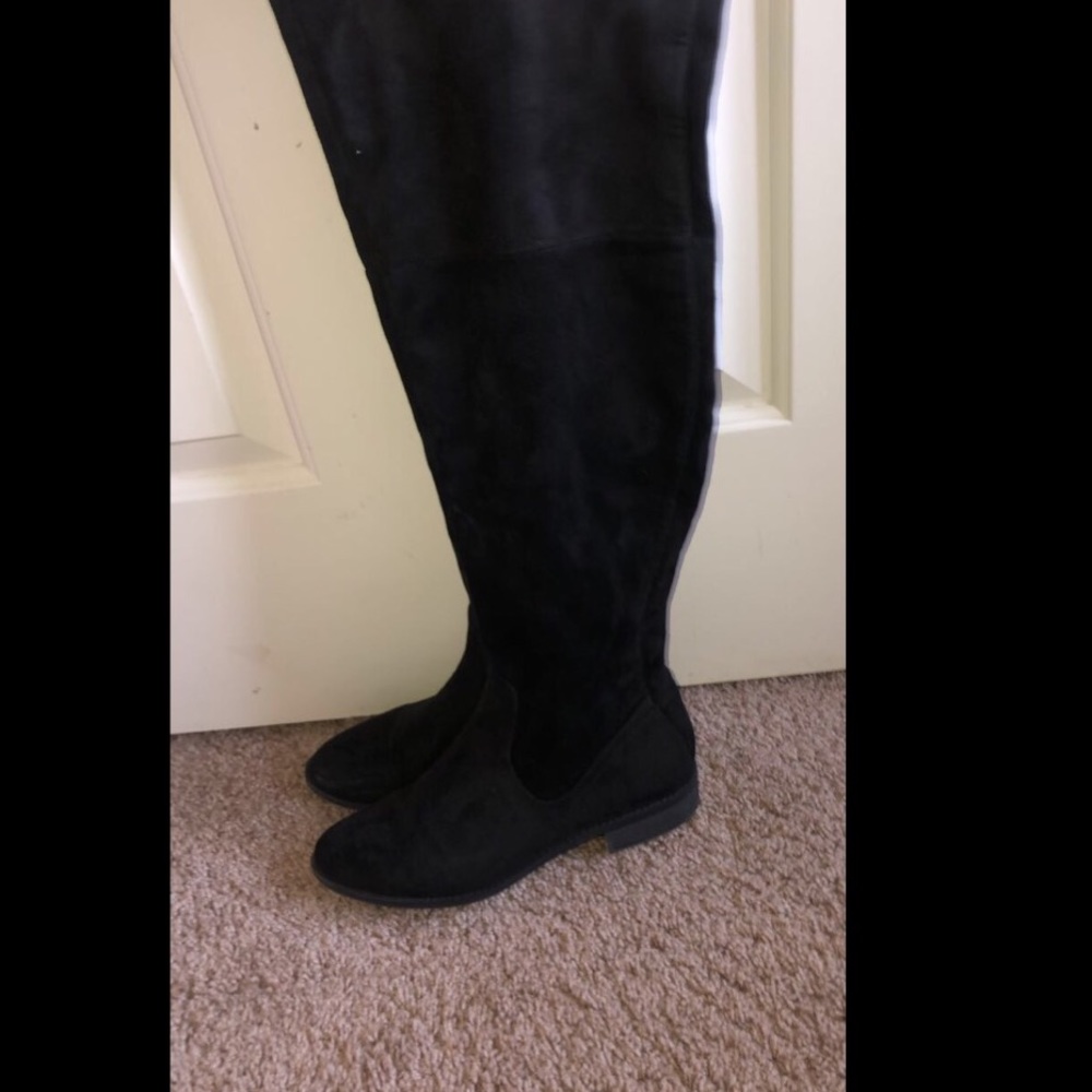 Black Boots